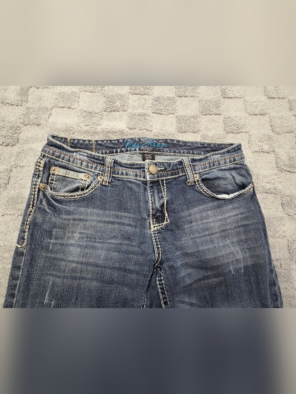 Ariya Jeans Women's Size 11/12 Blue Mid Rise Bootcut Stretch Denim Western Y2K - Picture 6 of 13